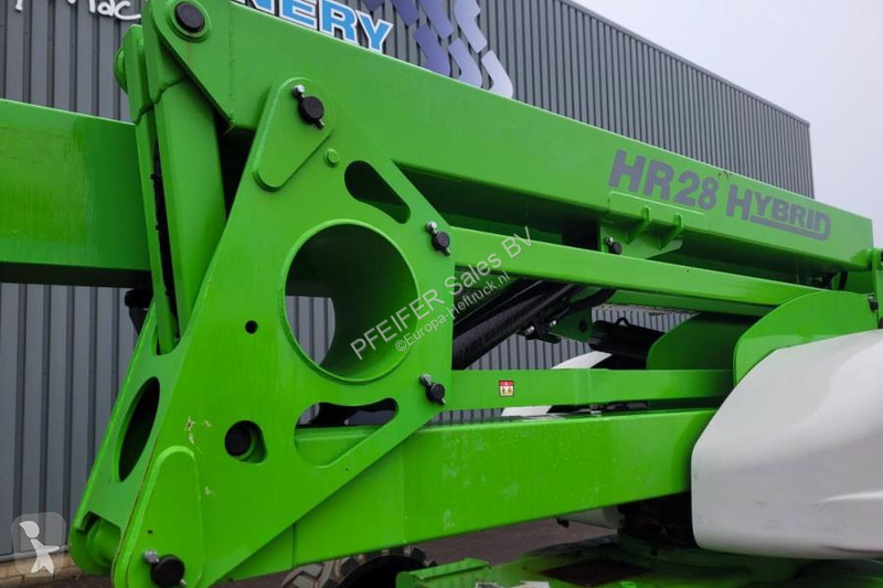 منصة تلسكوبية Niftylift HR28 Hybrid 4x4 As-Is,...