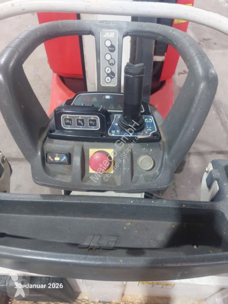 منصة تلسكوبية JLG TOUCAN 12E PLUS