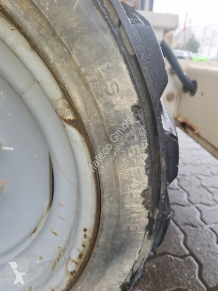 منصة تلسكوبية Genie GS3390