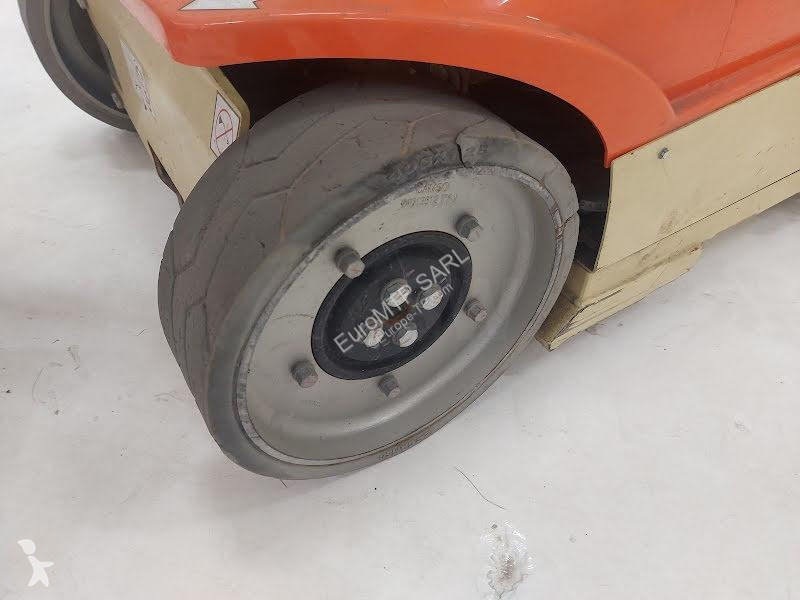 Plataforma elevadora JLG 10E-L 10E