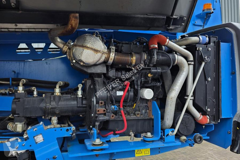 Vysokozdvižná plošina Genie SX135XC Diesel, 43m...