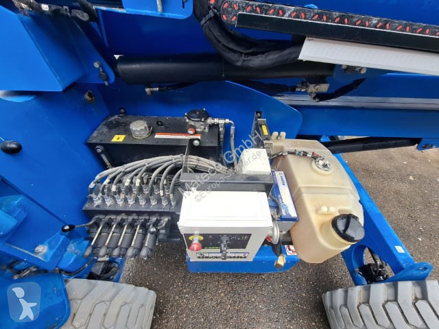 منصة تلسكوبية Niftylift HR17 HYBRID 4X4