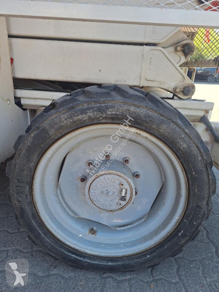 منصة تلسكوبية Genie GS3390