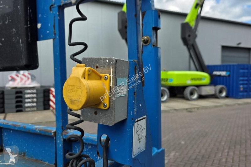 منصة تلسكوبية Genie Electric, Working Height...