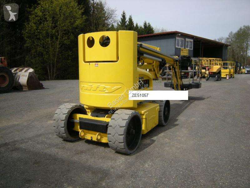 منصة تلسكوبية Niftylift HR17 NE MK3