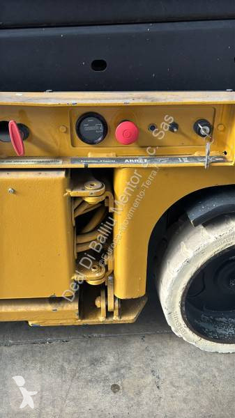 منصة تلسكوبية Genie GS-2032