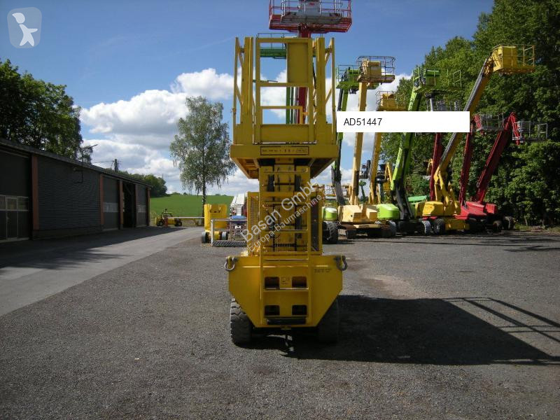 منصة تلسكوبية Hollandlift HL 190E12