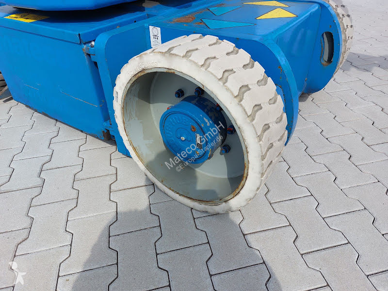 منصة تلسكوبية Genie Z30/20N