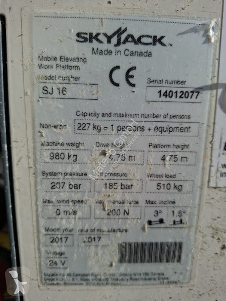 Vysokozdvižná plošina Skyjack SJ16