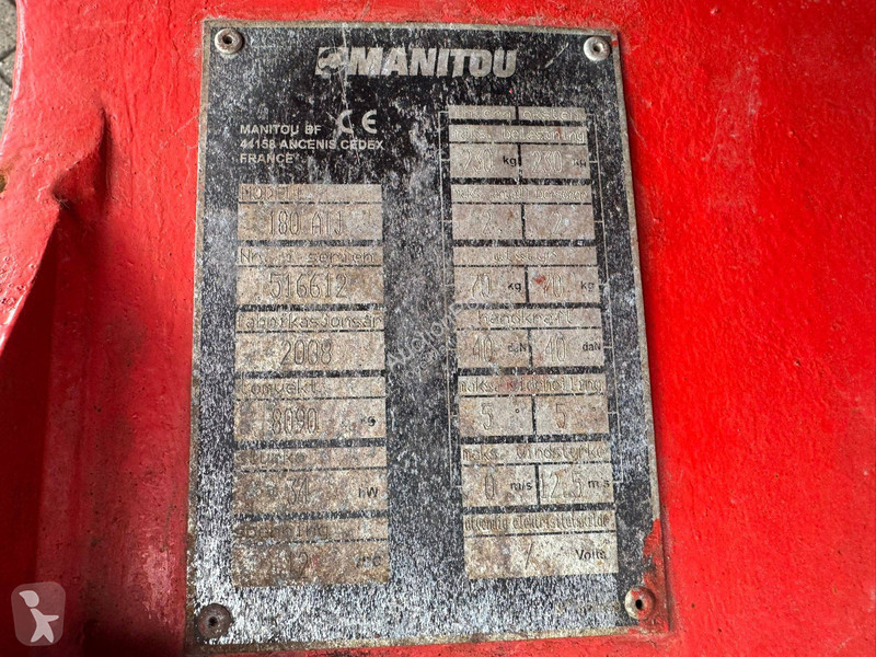Manitou 4x4x4 aerial platform