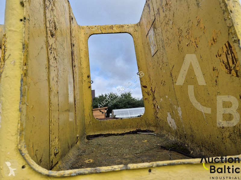 Vysokozdvižná plošina Renault JK 75