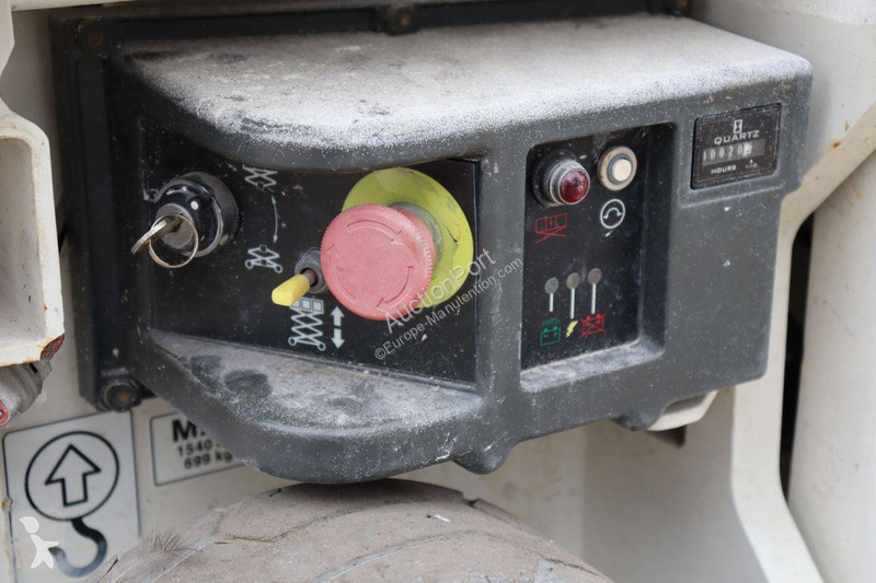 Plataforma elevadora JLG