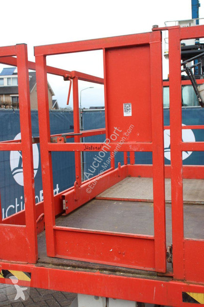 Plataforma elevadora Hollandlift MONOSTAR Y-64EL14