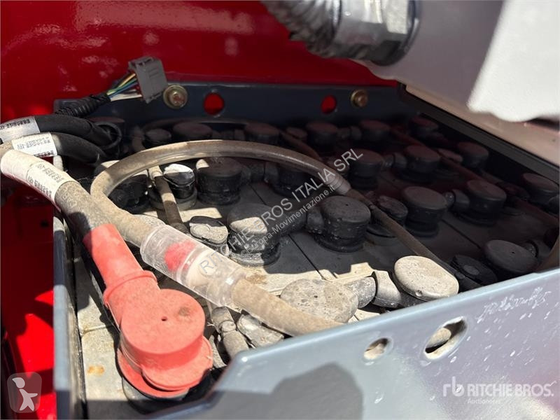 Автовишка Magni ES1823RT.2 4x4 Electric Scissor...