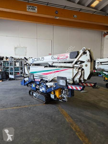 升降机 Cela DT Crawler 25