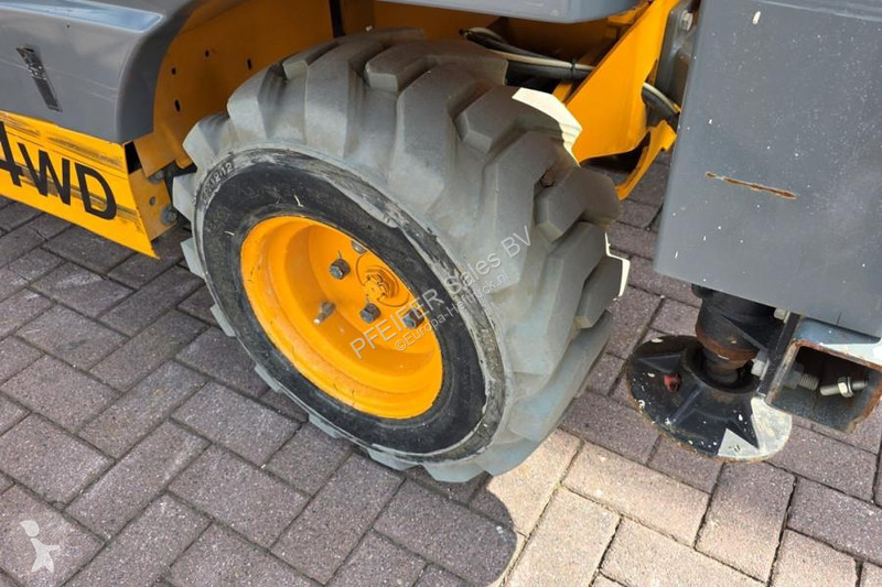 升降机 Haulotte Compact 12DX Diesel, 4x4 Drive,...
