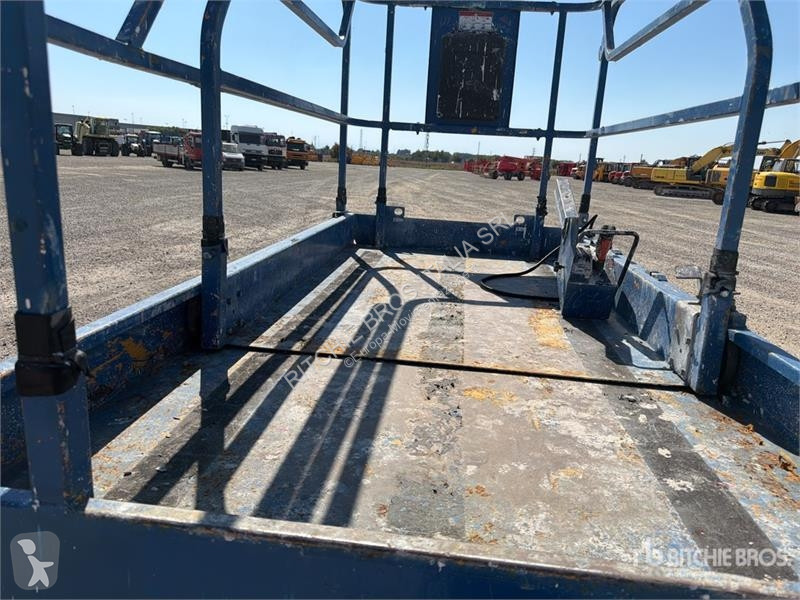 升降机 Haulotte Electric Scissor Lift