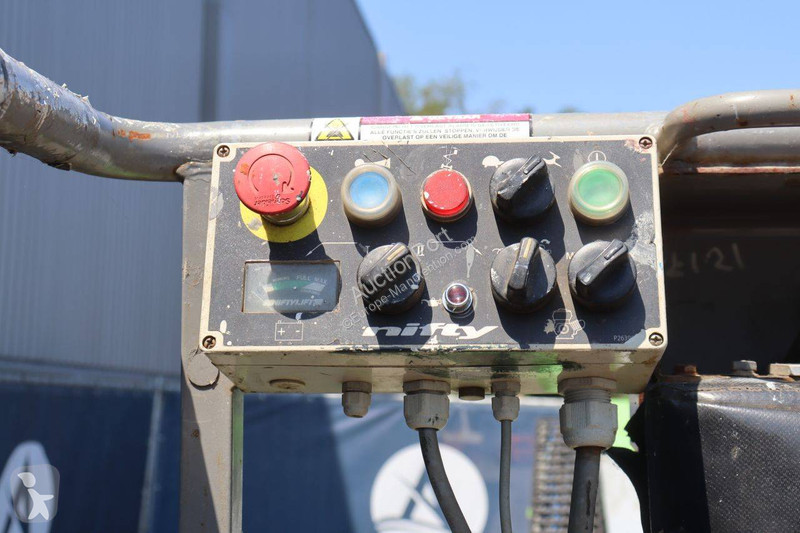 Plataforma elevadora Niftylift HR12NDE