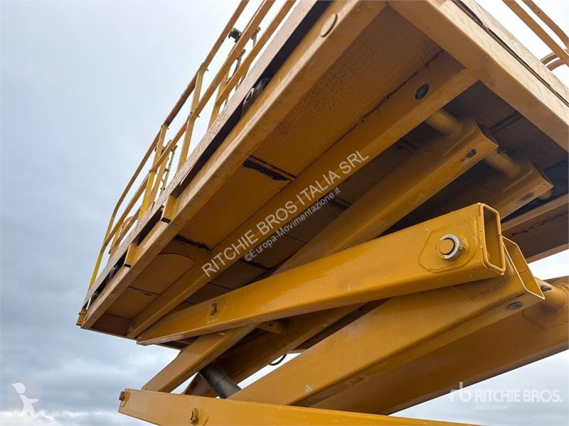 Nacela Haulotte HA18SDX Diesel Scissor Lift