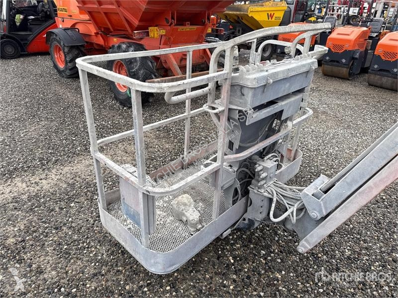 Автовышка JLG Articulating Boom Lift