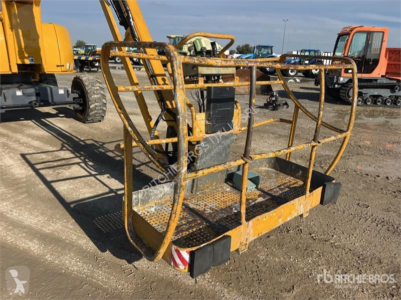 Plataforma Haulotte HA20 Diesel Articulating...