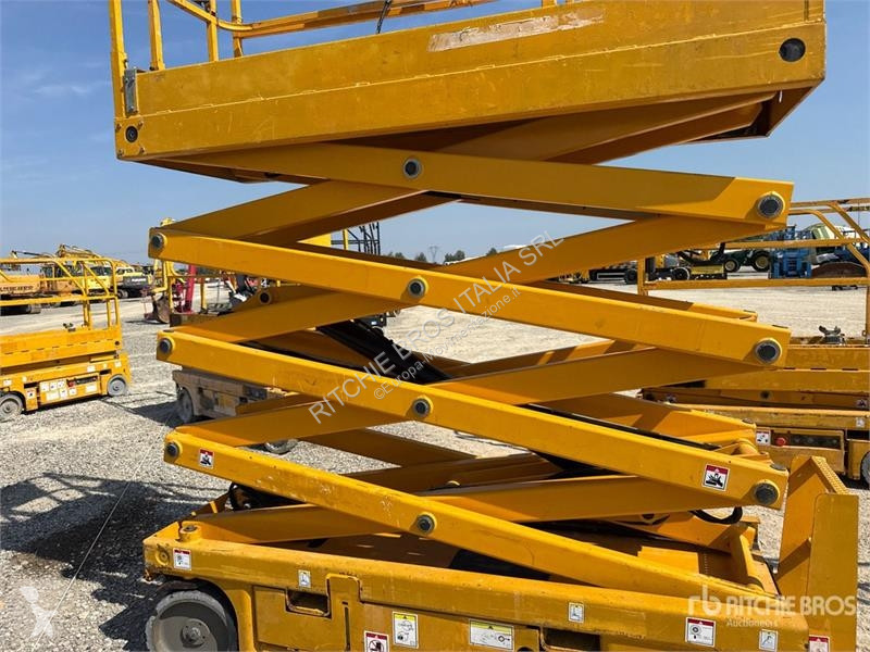 Emelőkosár Haulotte 10N Electric Scissor Lift