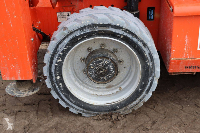 升降机 JLG M4069