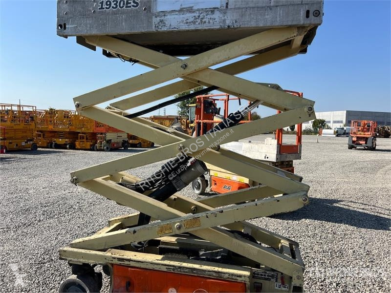Emelőkosár JLG V A164 Electric Scissor Lift