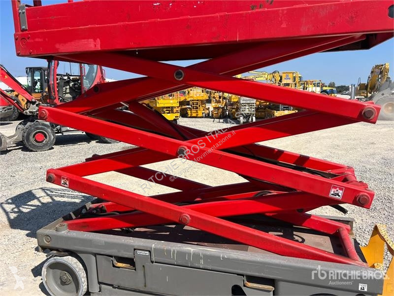 Emelőkosár Haulotte COMPACT8 Electric Scissor Lift