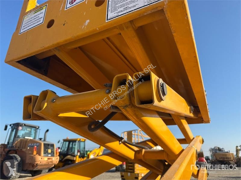 Emelőkosár Haulotte COMPACT8 Electric Scissor Lift