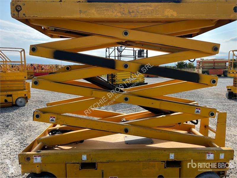 Plataforma elevadora Haulotte Electric Scissor...
