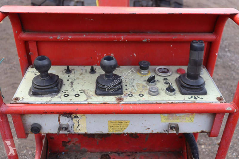 Plataforma elevadora Manitou