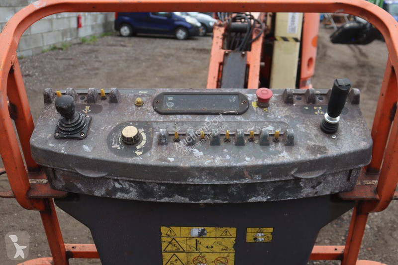 Plataforma elevadora JLG