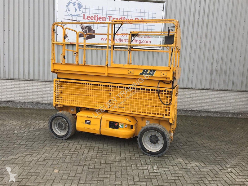 Piattaforma aerea JLG