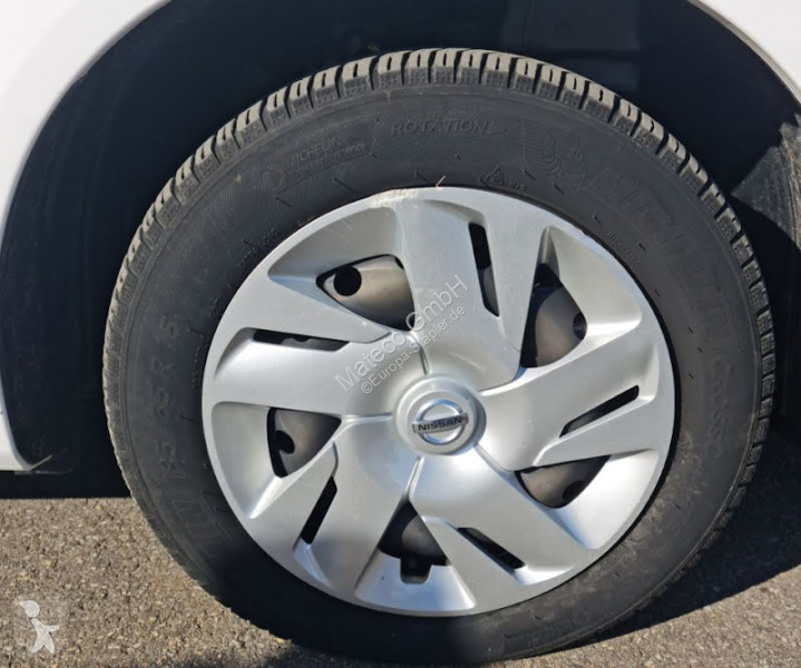 منصة تلسكوبية Klubb K20 / NISSAN NV200