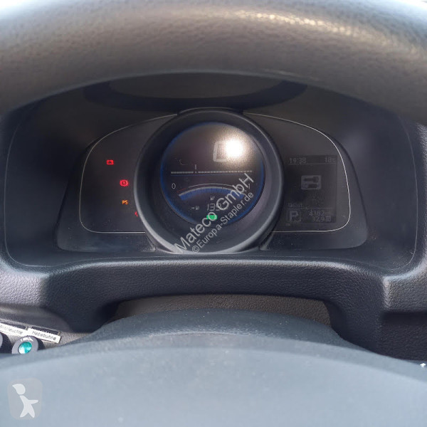منصة تلسكوبية Klubb K20 / NISSAN NV200