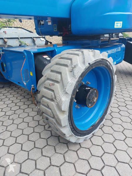 Nacelle Niftylift HR28 HYBRID 4X4