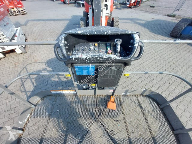 Nacelle Niftylift HR28 HYBRID 4X4