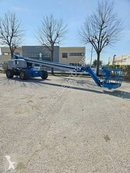 Piattaforma aerea Genie S85 4 WD