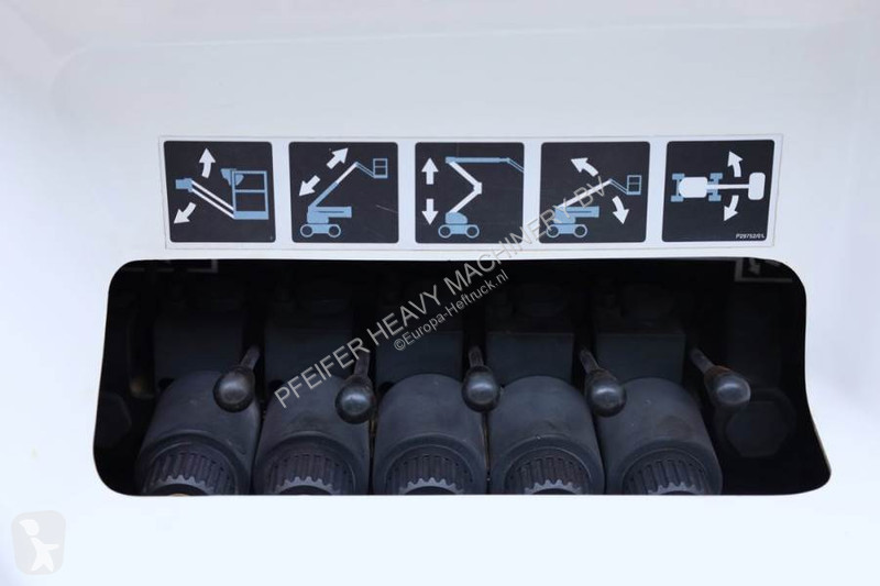 منصة تلسكوبية Niftylift HR21 HYBRIDE 4x4 Valid...