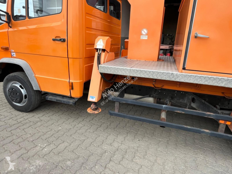 Camión Mercedes Vario 612 D Hubarbeitsbühne...