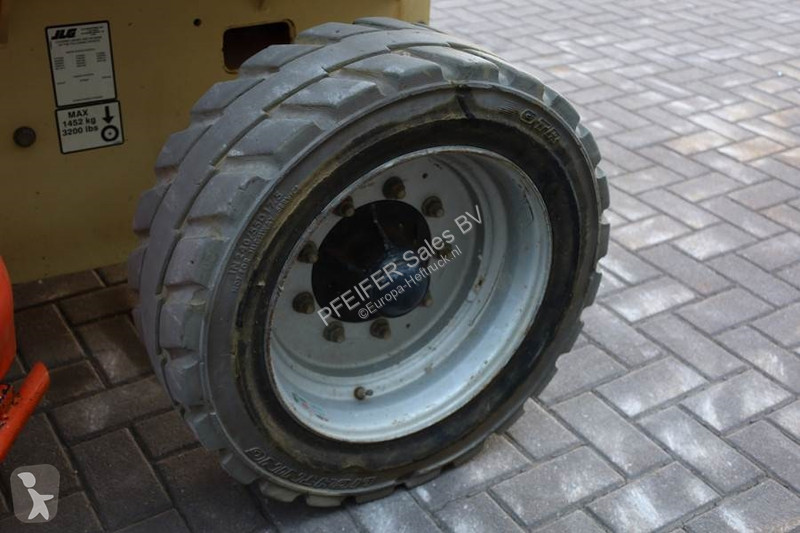 Lift JLG Electric, 12m Working Height, 450kg...