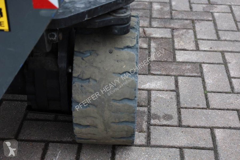 منصة تلسكوبية Hollandlift Ecostar HL-11812...