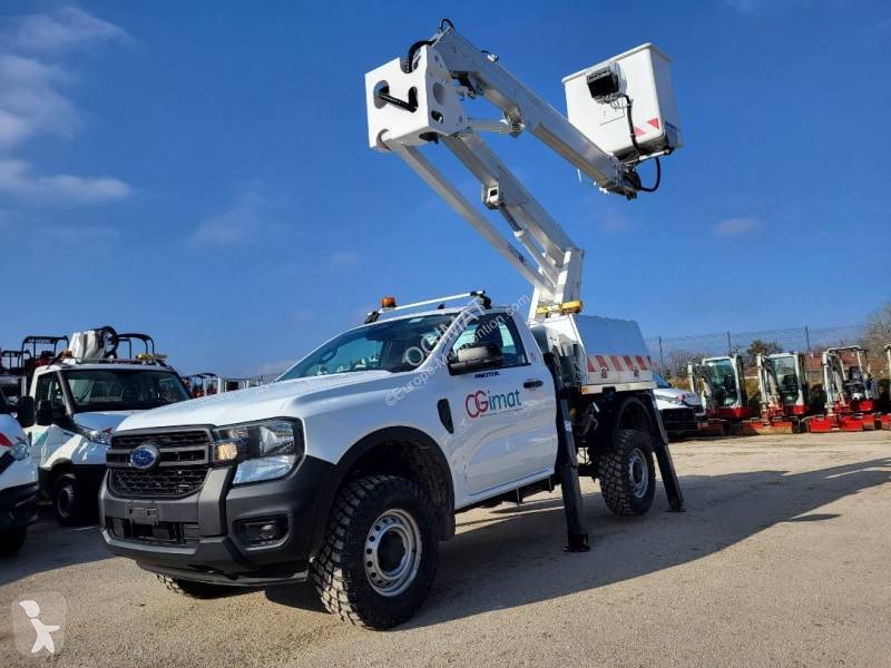 Multitel nacelle sur 4x4 Arbeitsbühne