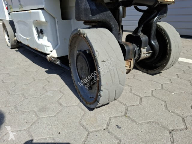 Piattaforma aerea JLG