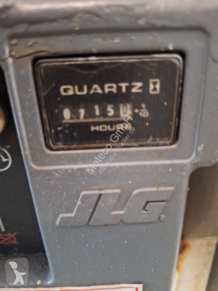 منصة تلسكوبية JLG