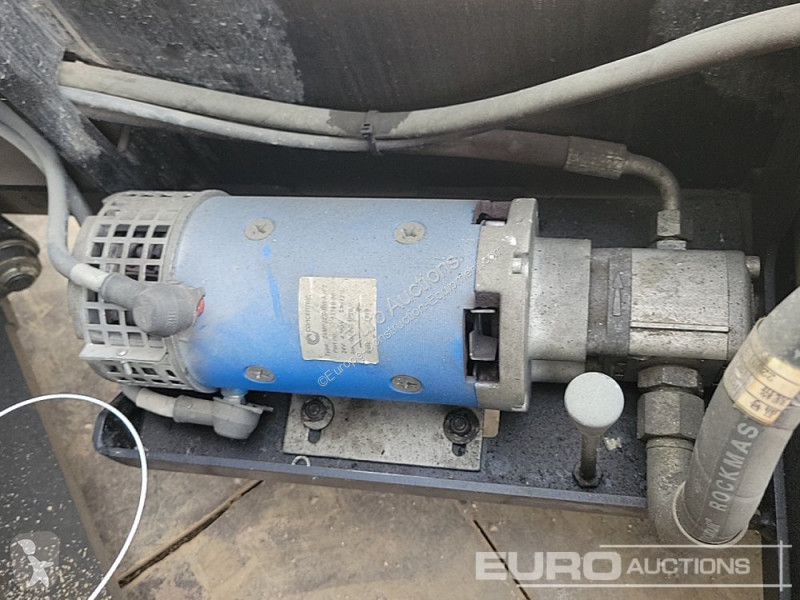 Hoogwerker  X16EW AB