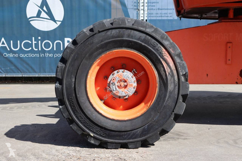 Hoogwerker JLG 460SJ