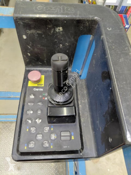 منصة تلسكوبية Genie GS4390
