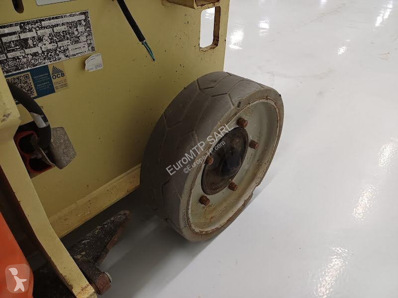 Plataforma elevadora JLG